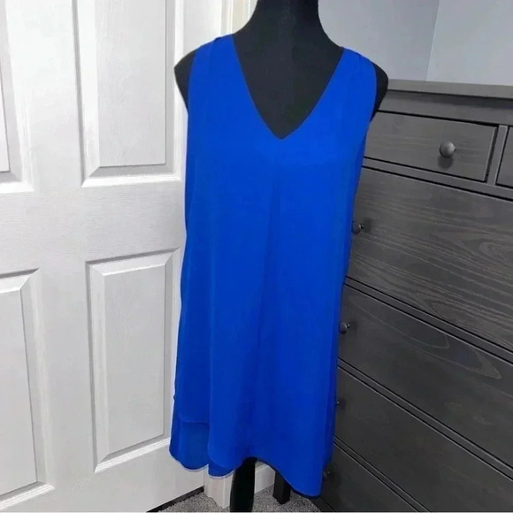 Heartloom Dress - Picture 1 of 5